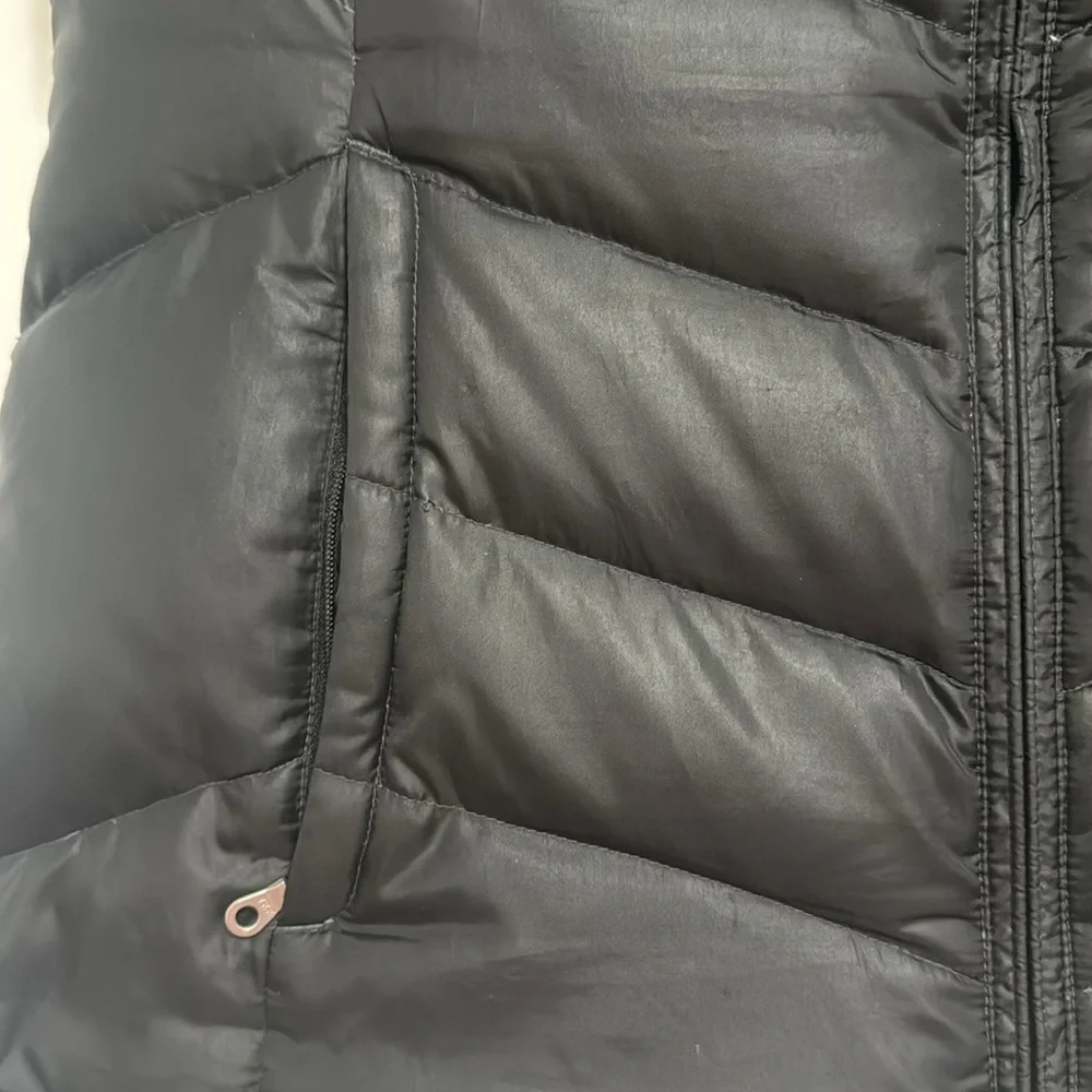 Gently used Eddie Bauer vest - Picture 3 of 4